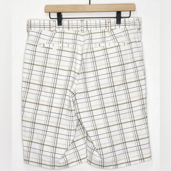 Nike Golf Dri-Fit White Tan Plaid Shorts Performance Sz 34 Stretch 388782-100 - Picture 2 of 9
